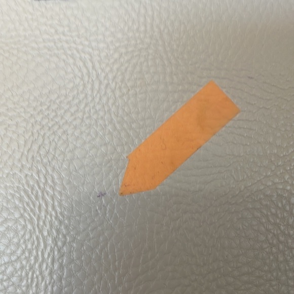 Dasein Women’s Bag Handbag Tote White with Gold Accents Pockets Organize - Picture 7 of 14